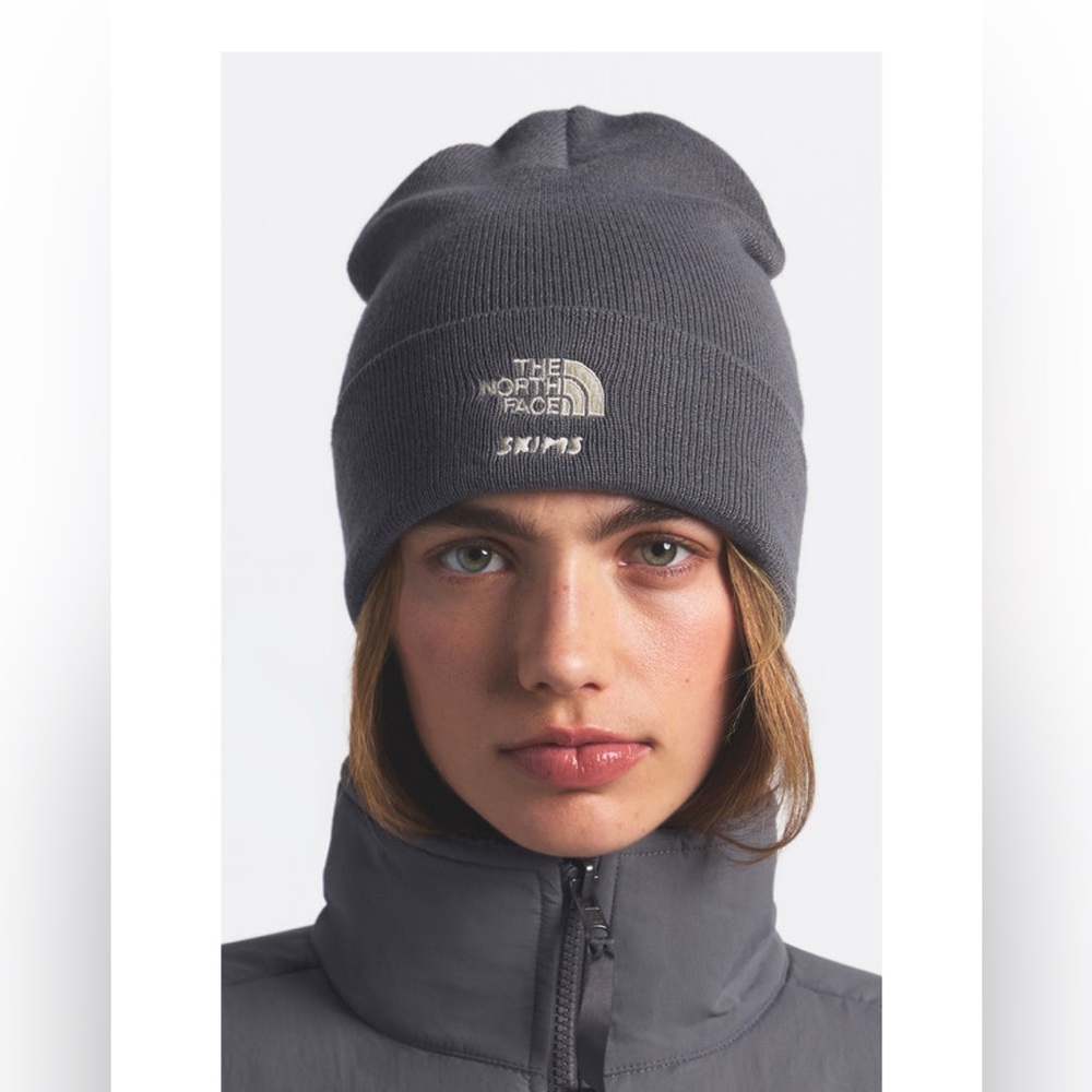 Skims x TNF collab beanie gunmetal